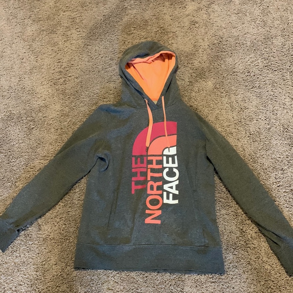 Womens North Face Sweatshirt